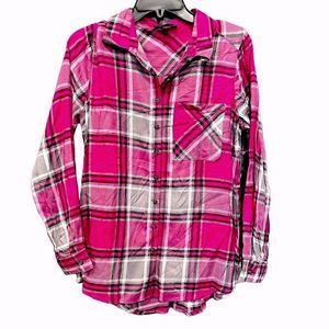 New J.W. Women’s Pink & Gray Silky Soft Long Sleeve Button Down Shirt Medium